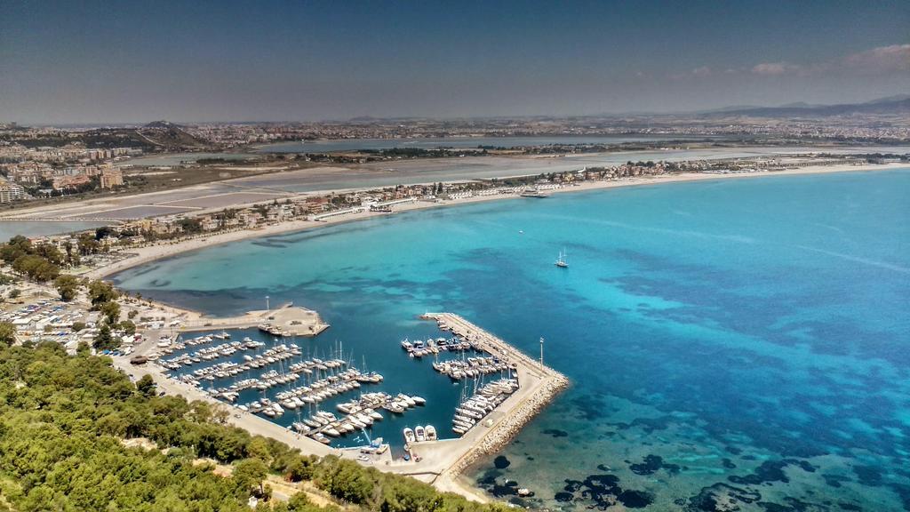 Alfieri B&B Cagliari Ngoại thất bức ảnh