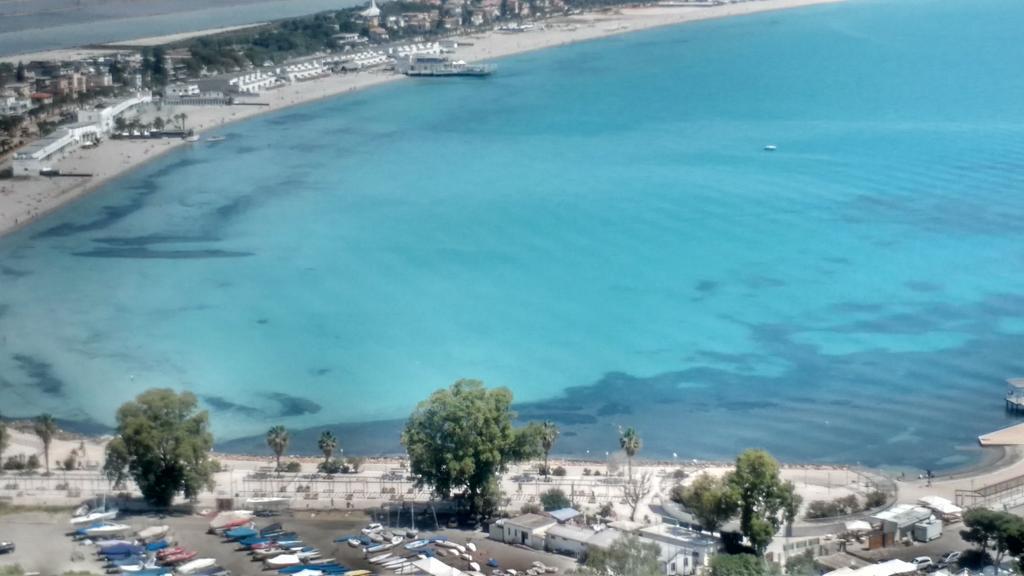 Alfieri B&B Cagliari Ngoại thất bức ảnh